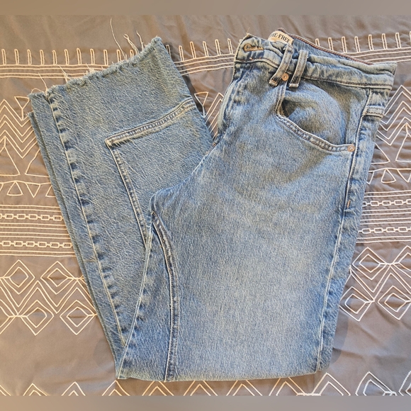 We The Free Denim - We The Free Risk Taker Midrise Raw Hem Straight Leg Jeans Size 28